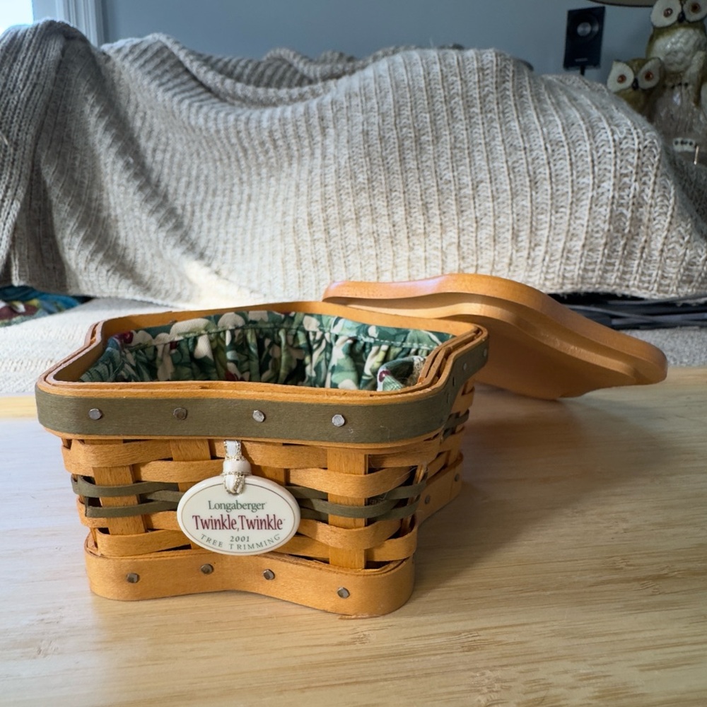 Longaberger 2001 Tree Trimmer‎ Christmas Collection Basket Liner Protector Lid
